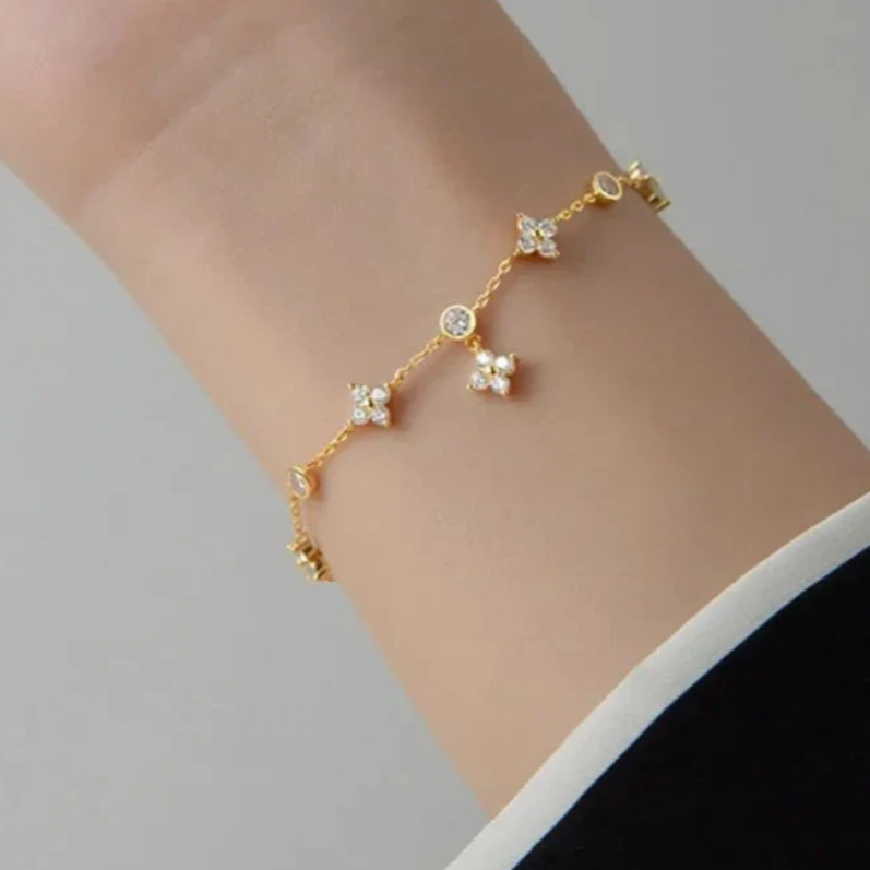 Elysian Clover Bracelet – Handcrafted Luxury