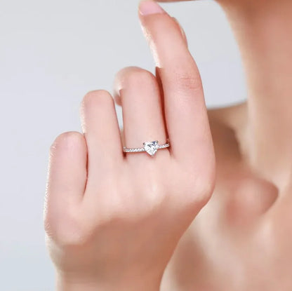 Elegant Heart Ring