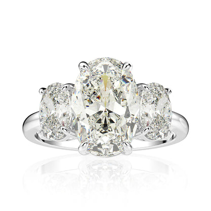 Elegante 18K White Gold High Carbon Diamond Ring