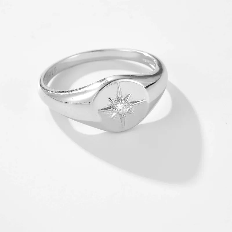 Heart-shaped Six-pointed Star Ring