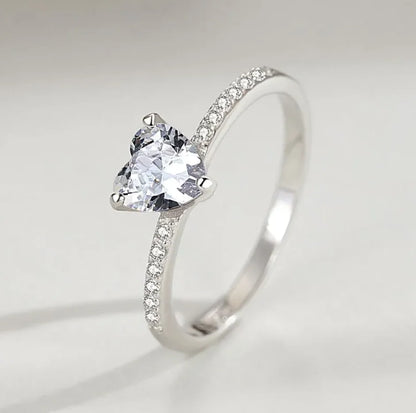 Elegant Heart Ring